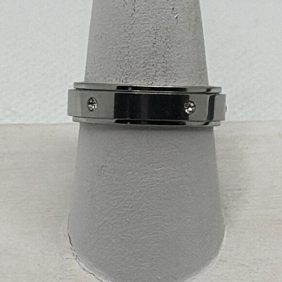 NWOT Size 11 Stainless steel plated eternity spinner fidget band - Picture 1 of 2